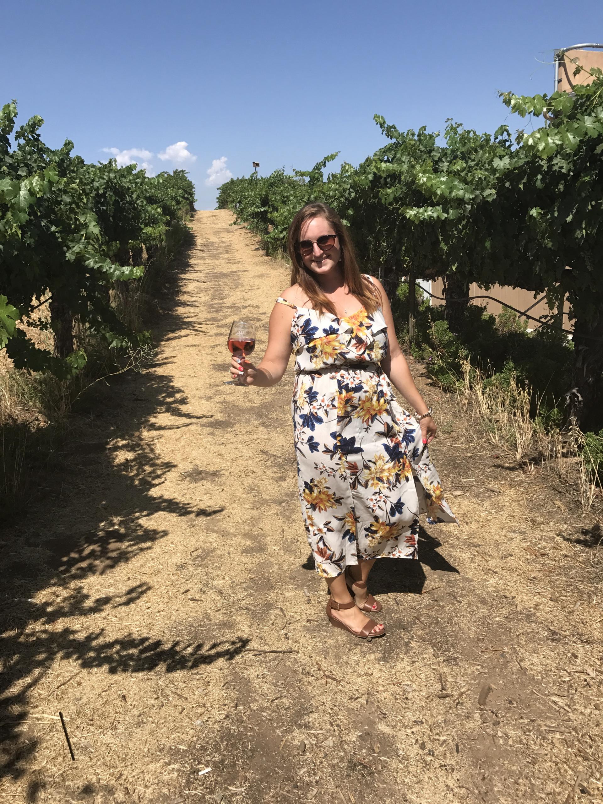 Travel Diaries : Wine Tasting in Temecula - Natalie Neece